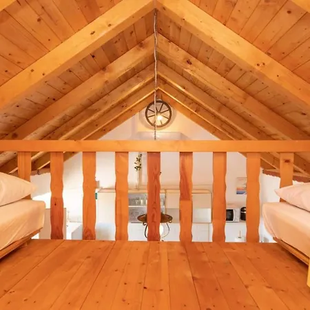 Vikendica Vacation House Arriva 2+3 *