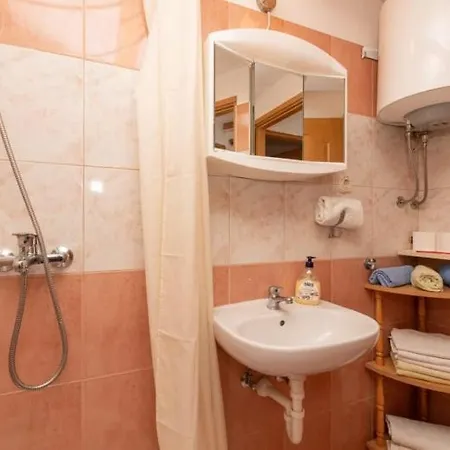 Vacation House Arriva 2+3 Mirca (Brac)